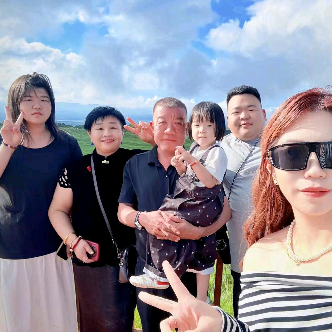 张宝军轻卡变速箱配件批发