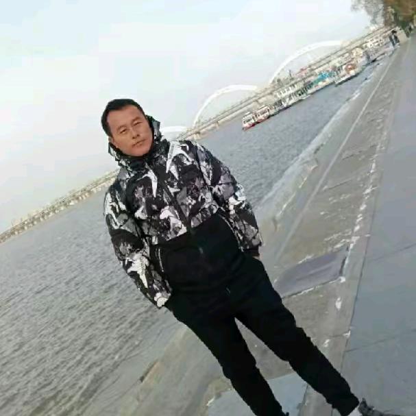 谁能陪我一起走到老