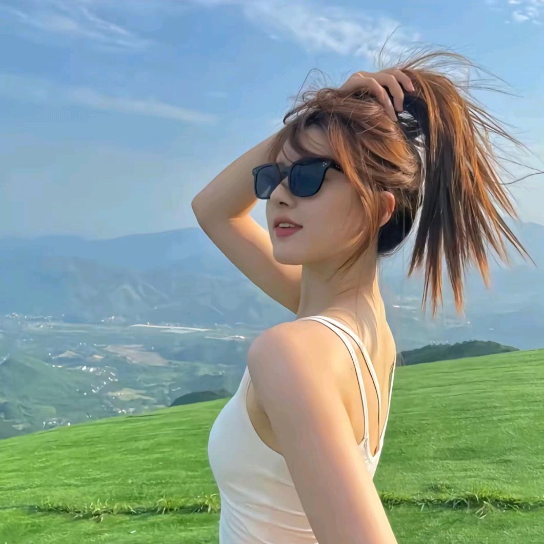 𝓛𝓸𝓿𝓮 .露思