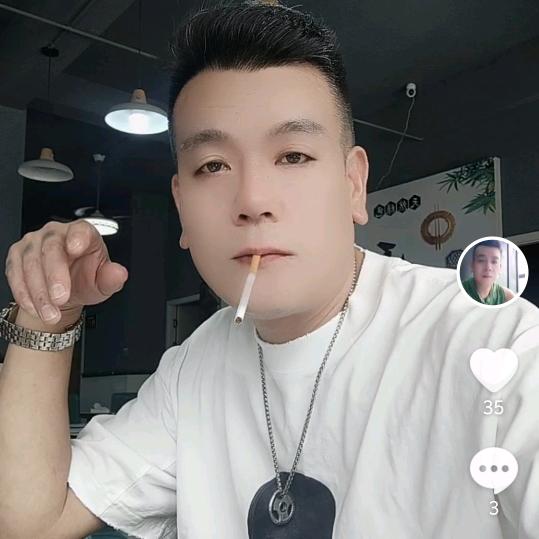 在山上生活