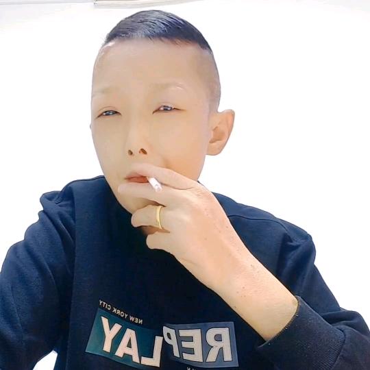 （云梦网红伟哥）