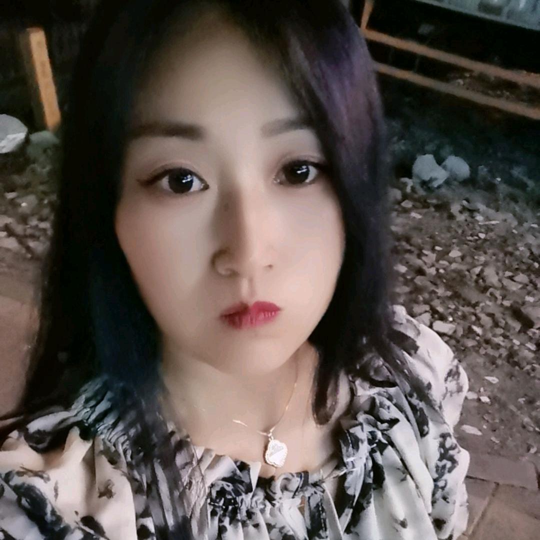 y七月