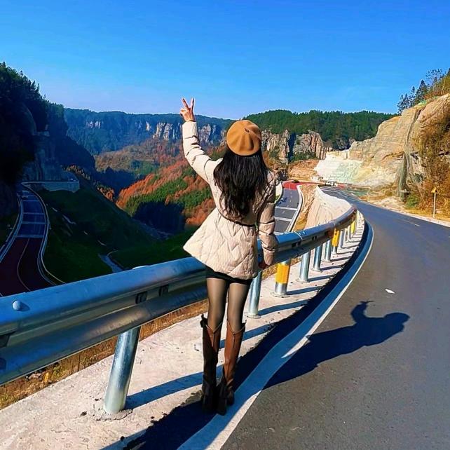 湖北 利川 张灵儿