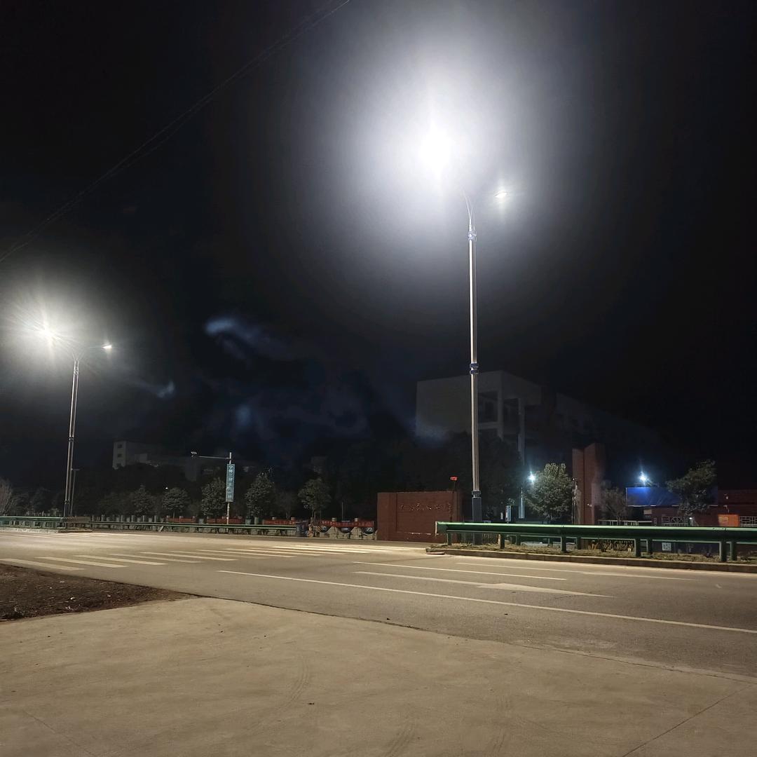 。时光不等人心