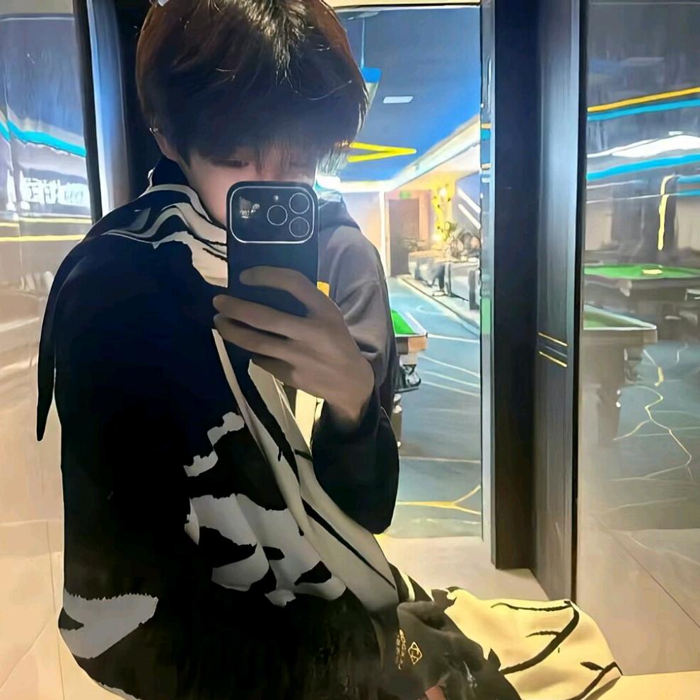 爱吃花生拌面的沙先生头像