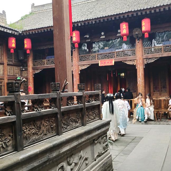 龙飞@
