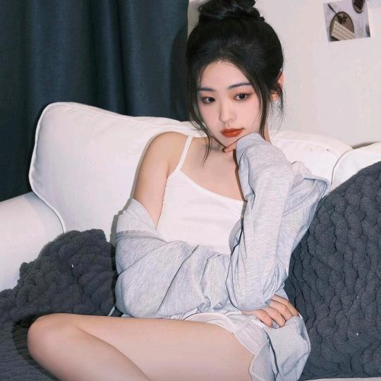 2025ღ᭄伤心丫头🕊꧔ꦿ᭄💞