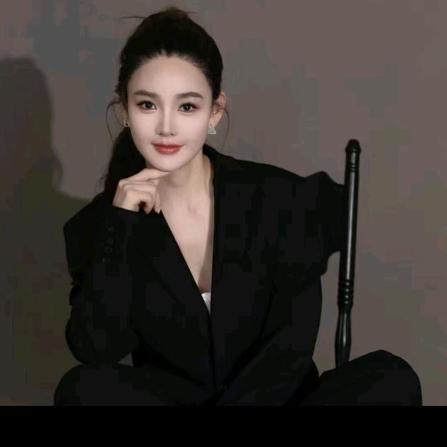 深圳黄微倪Vini～时尚穿搭