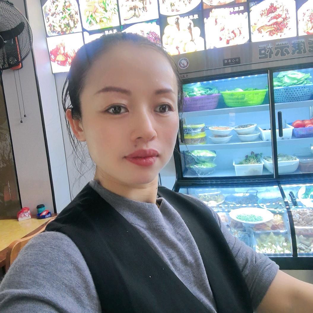 石庭圆圈恩施人家向姐