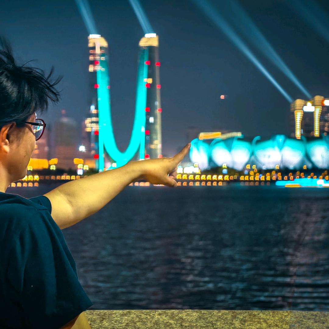 我心飞翔到处游