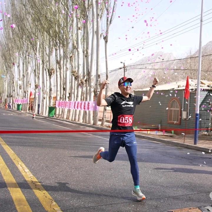 ⁴²·¹⁹⁵小马哥