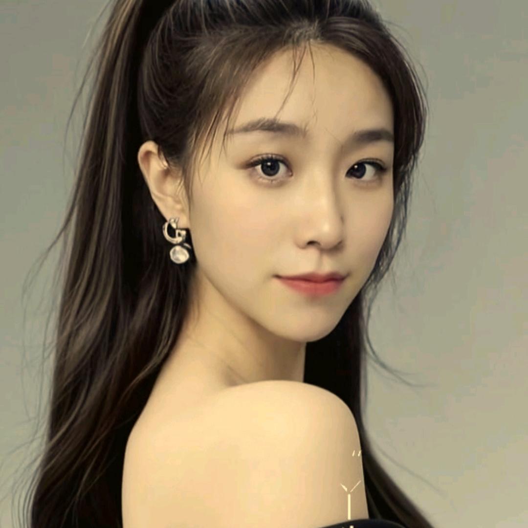 “ℒᎭℯ ☪꯭郭💘᭄”