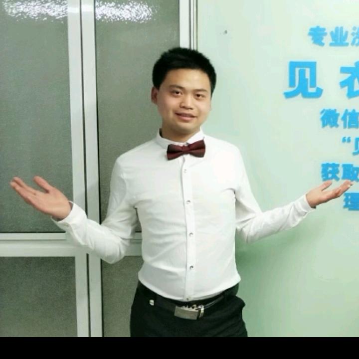 昆哥爱听歌