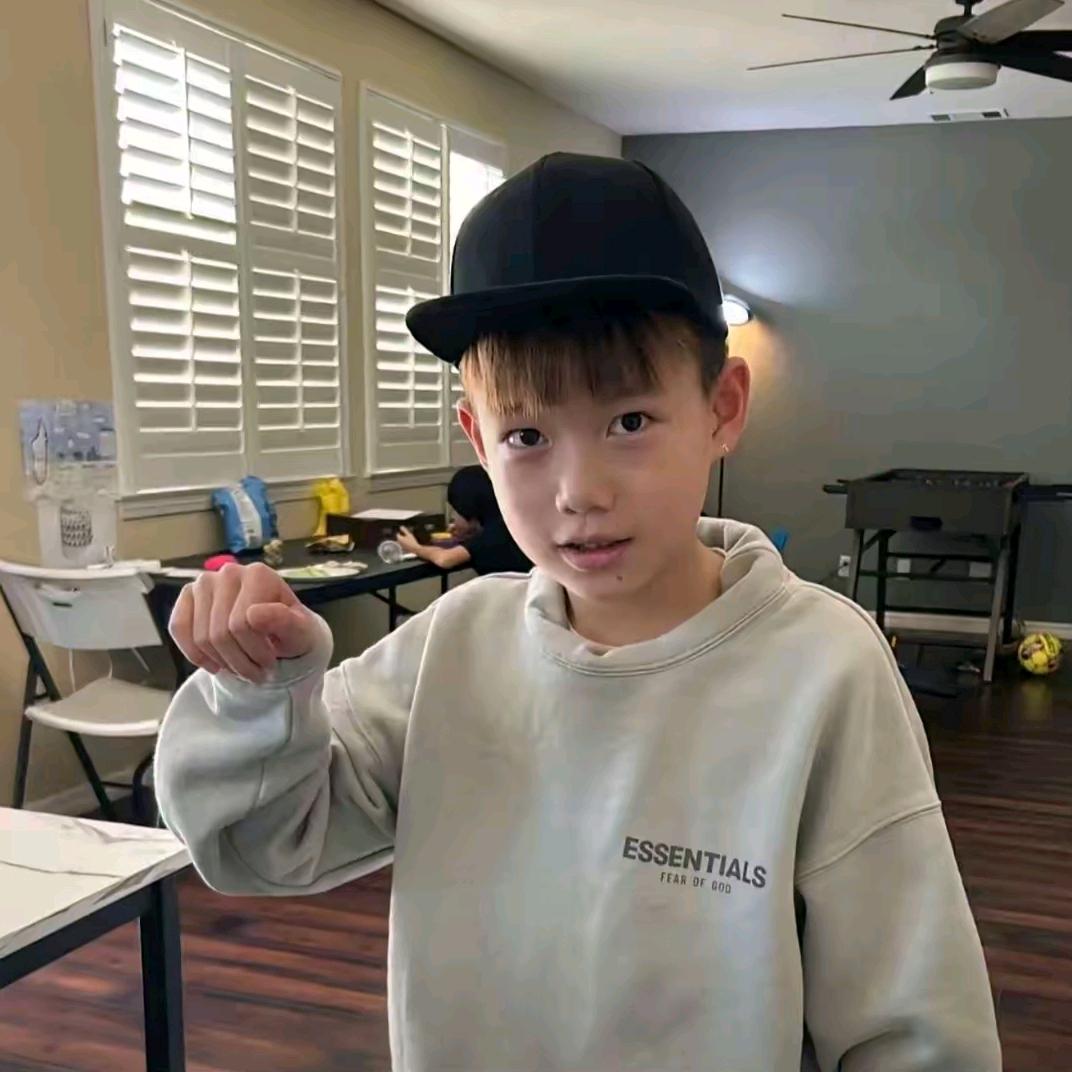 不原谅我就亲你