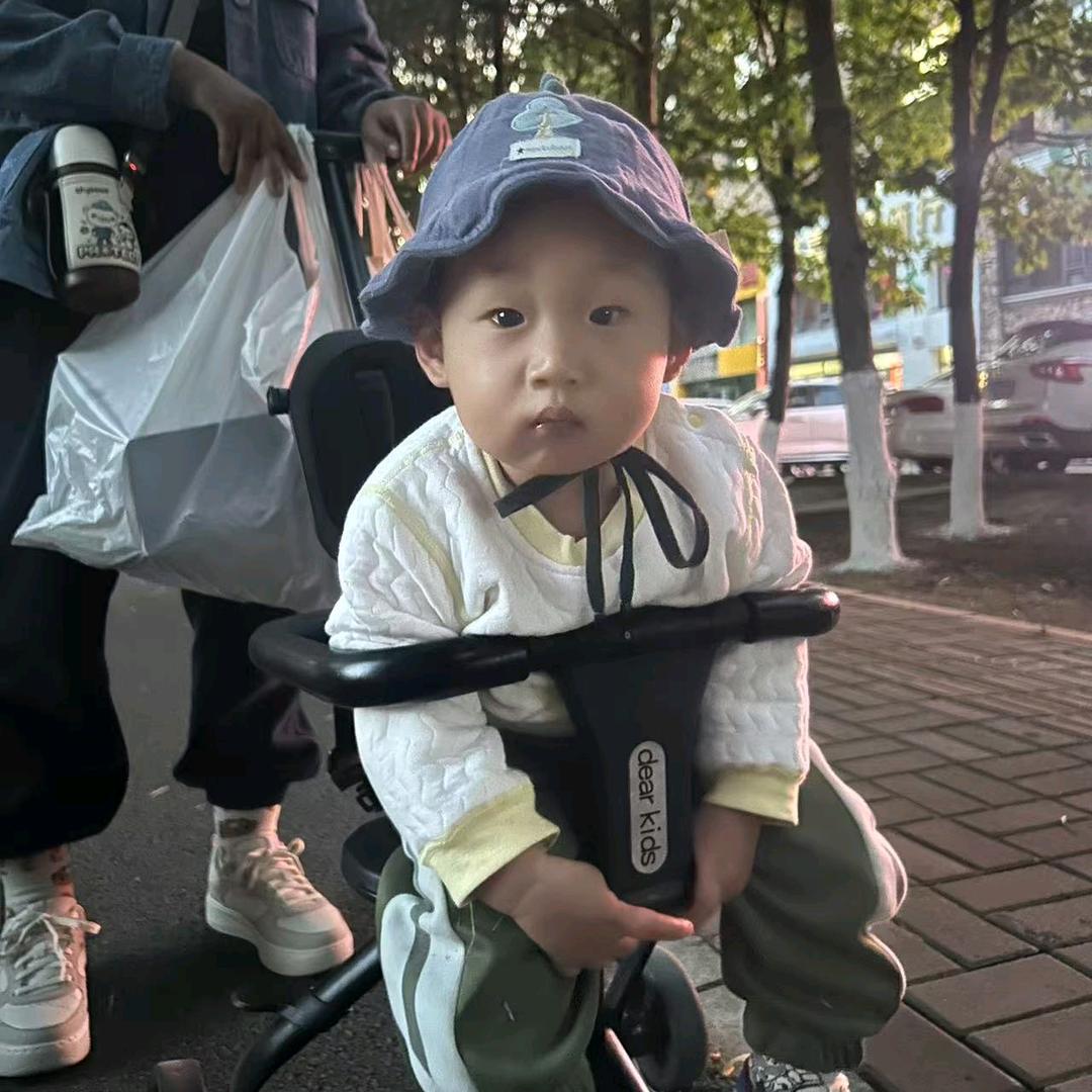 王小万