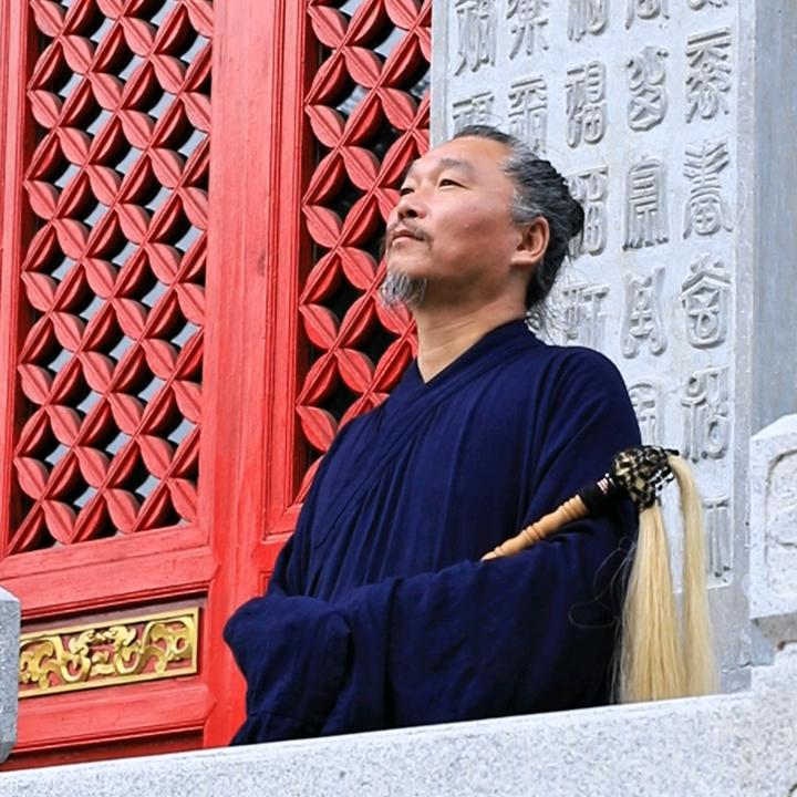 老魏走正道(承朴)
