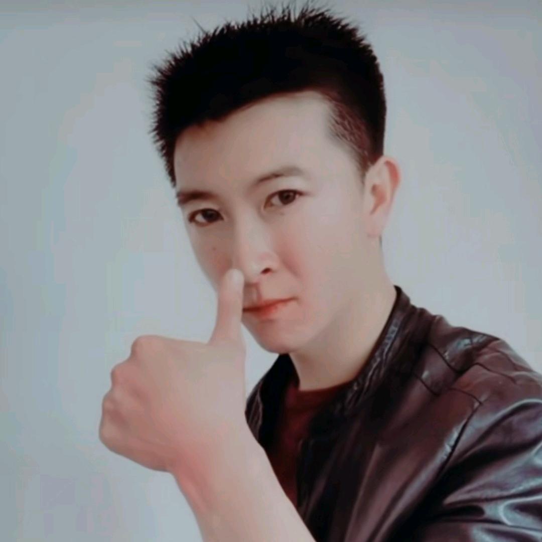 华仔～我自然！（覃）