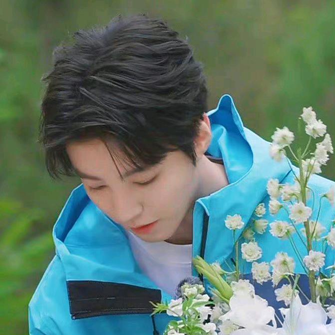 浅夏~kkk（见过王俊凯2.0版）