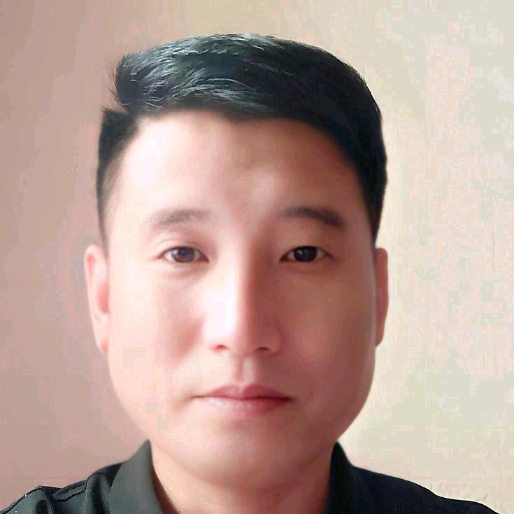 《董哥》