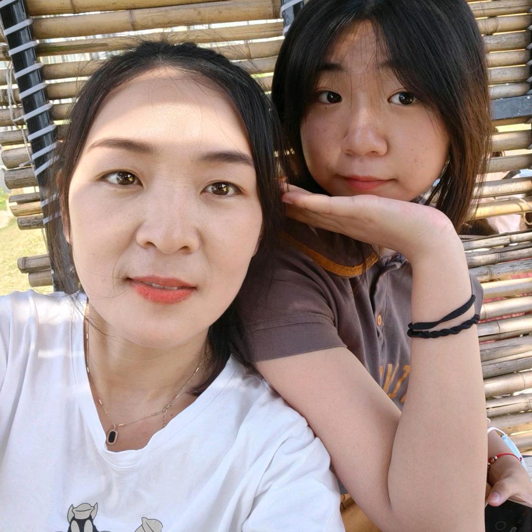 芹小姐