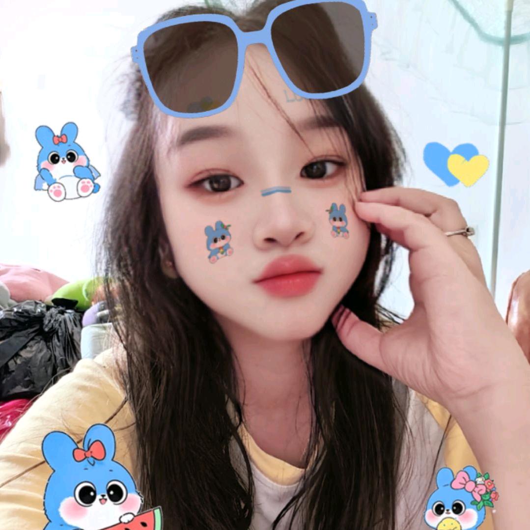 艾菲迪妮轻奢女装