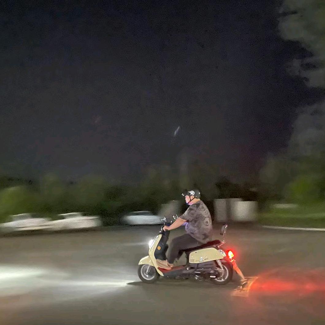 张子墨