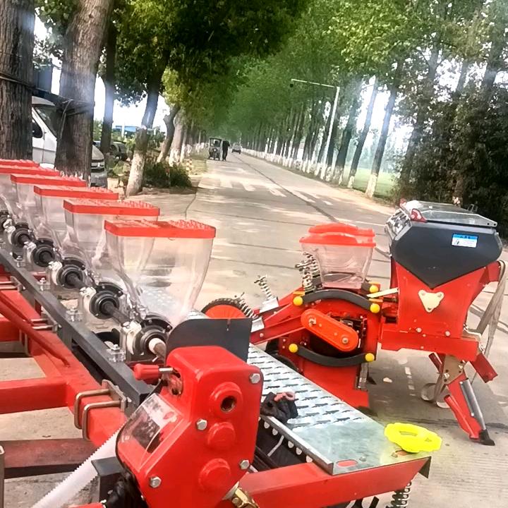 《播种机助农》《厨窗有好物》