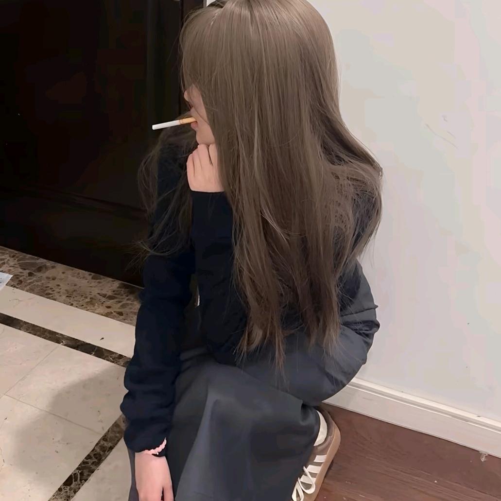 白天睡觉的猫