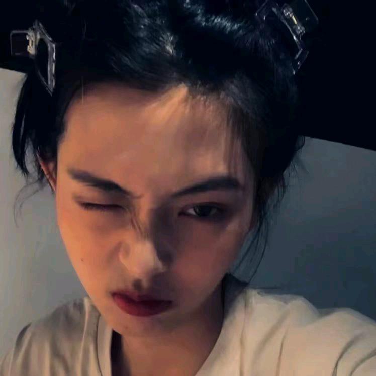 𝐕𝐤𝐢𝐧𝐬*🎒