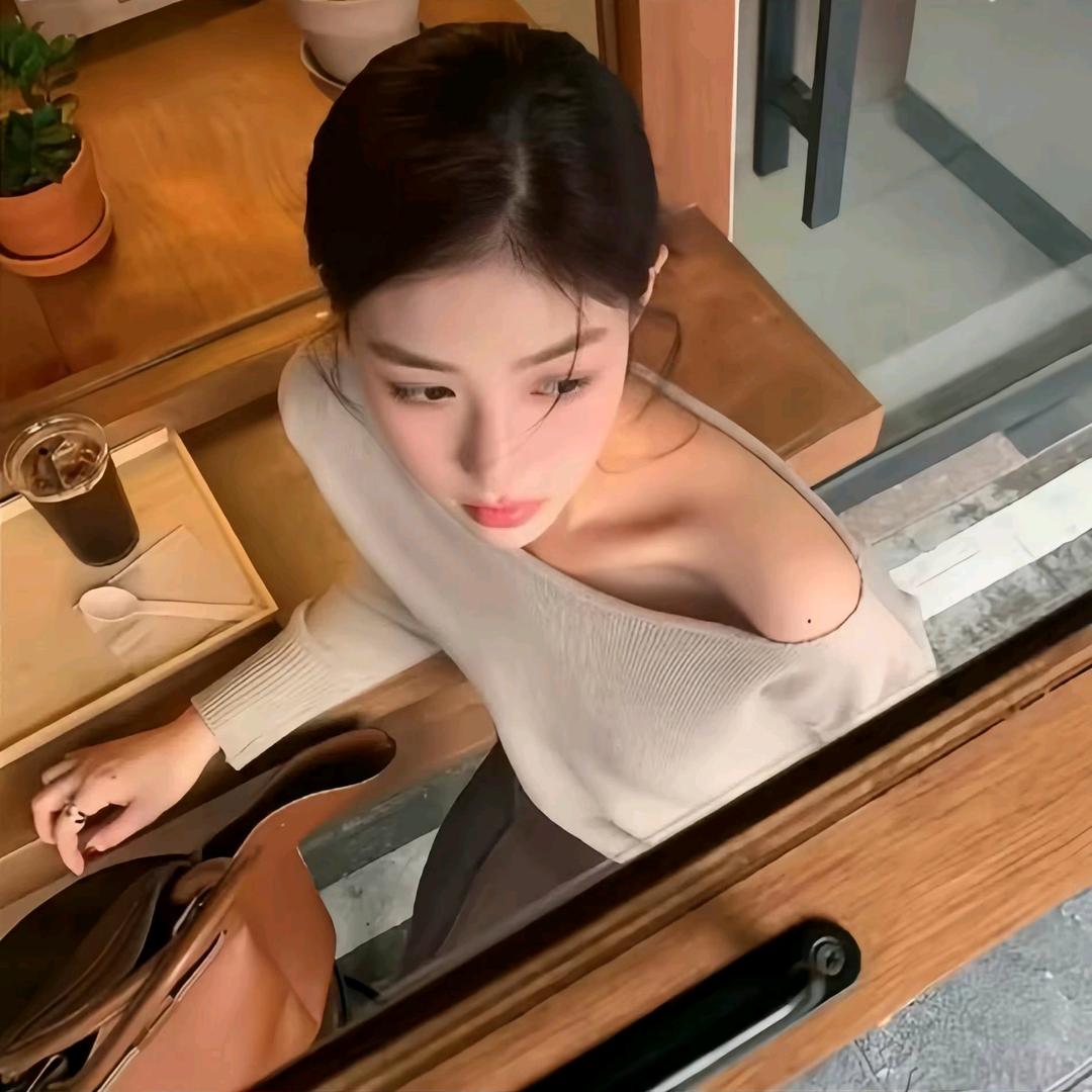 李瓜瓜.