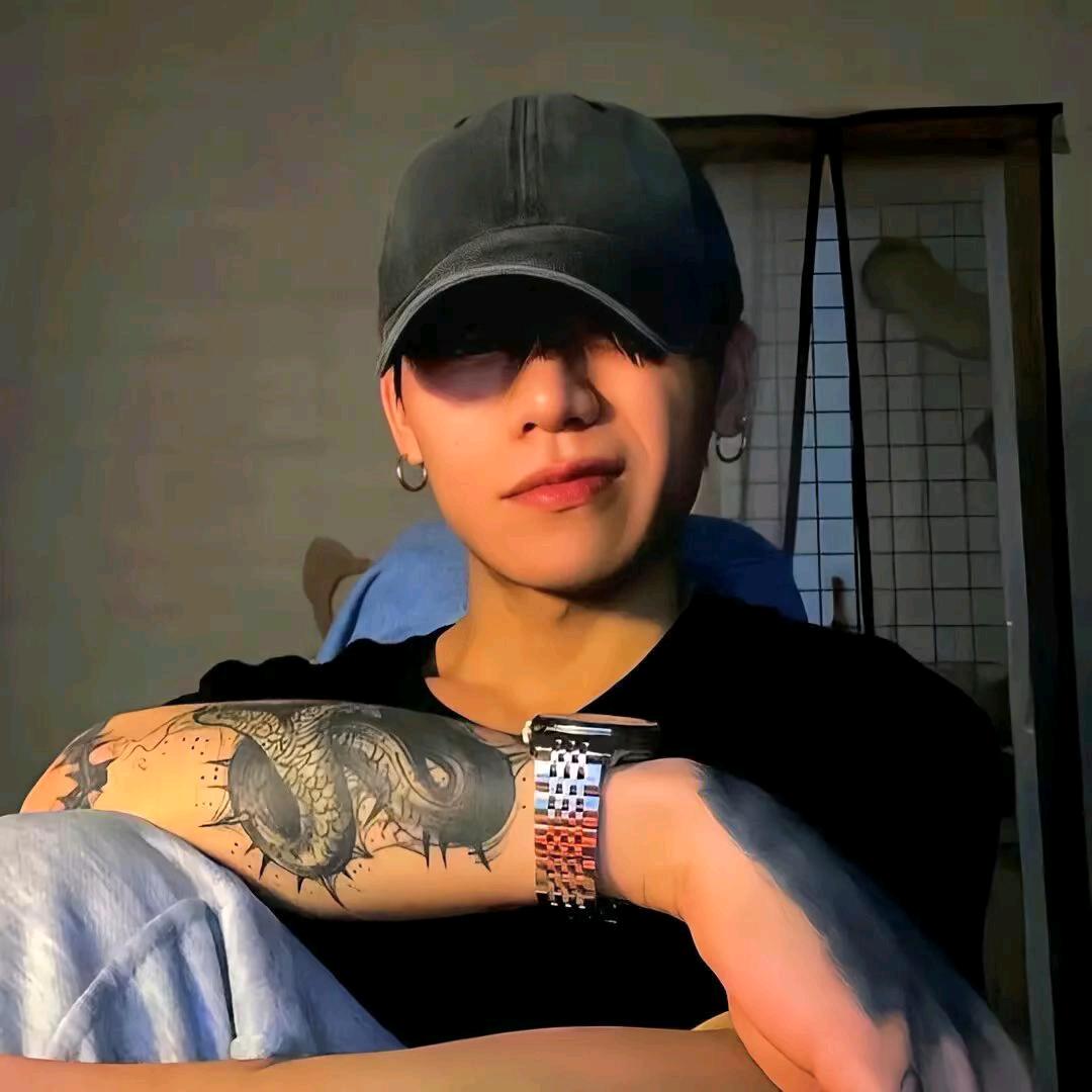 我叫玉面手雷王