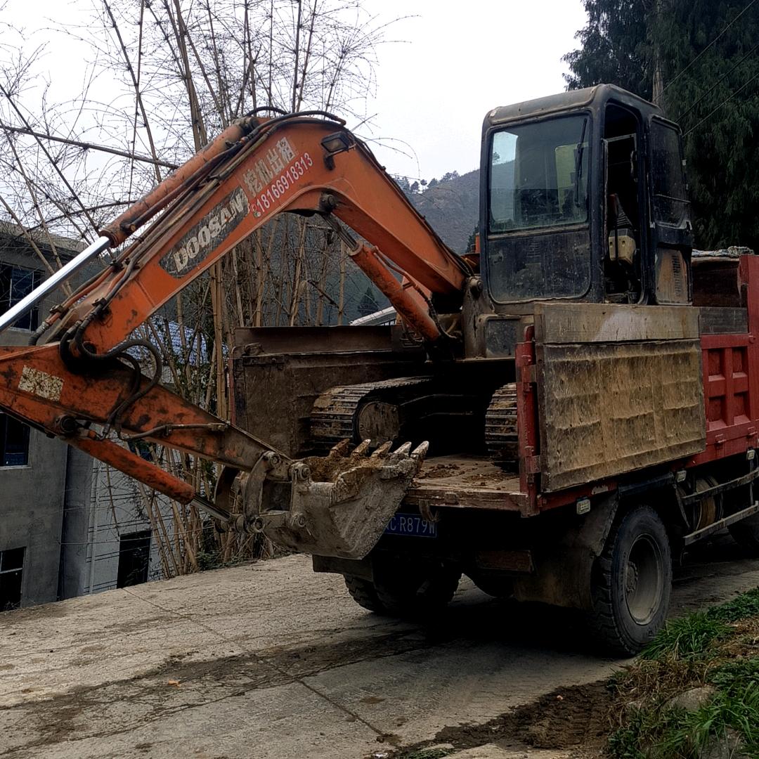 小赵师傅，在下挖不平。