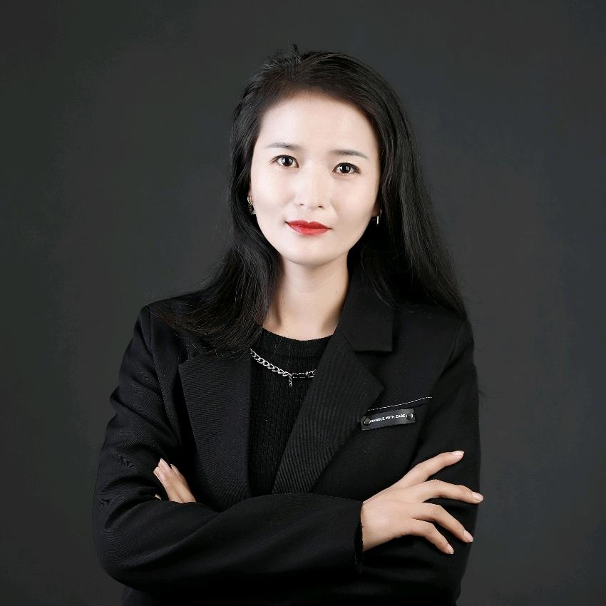 小曹（美睫美甲纹绣）