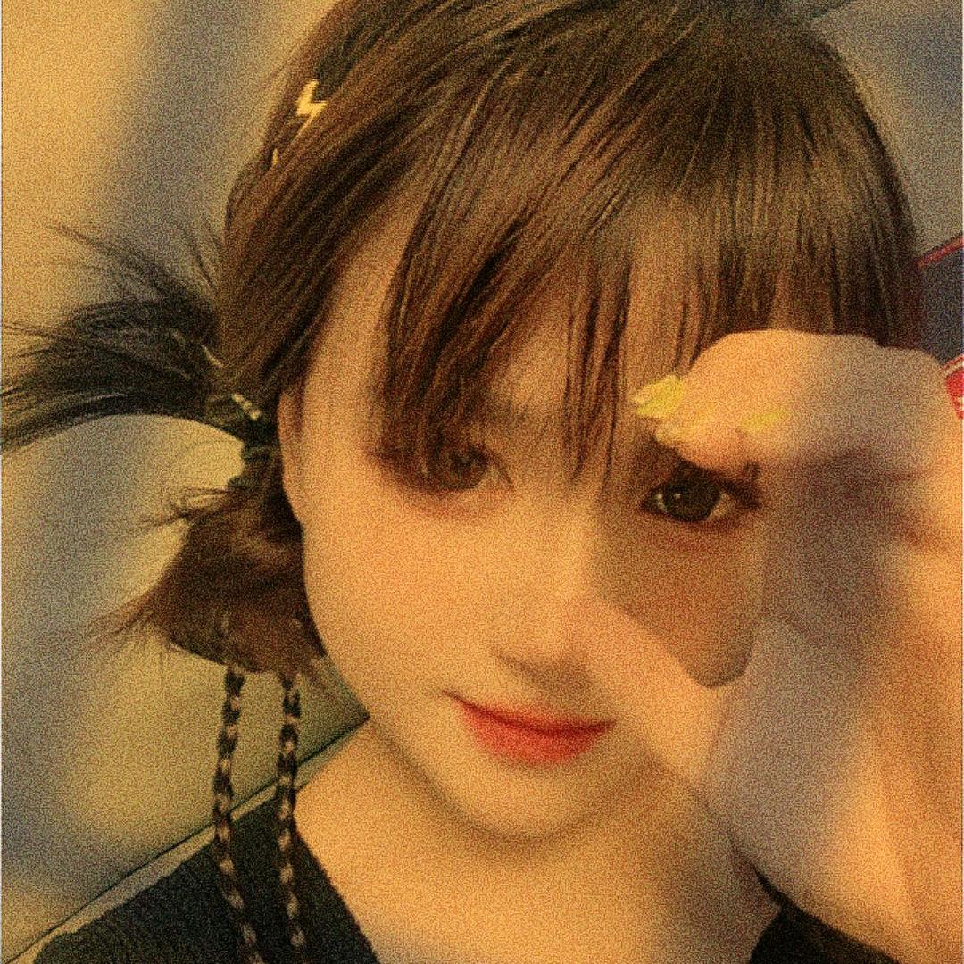 杨闹闹