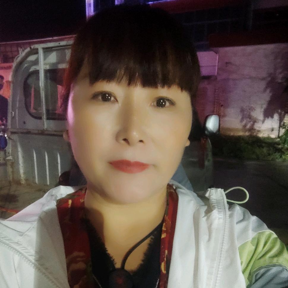 姐妹鼓舞队,队长,贾家二姐