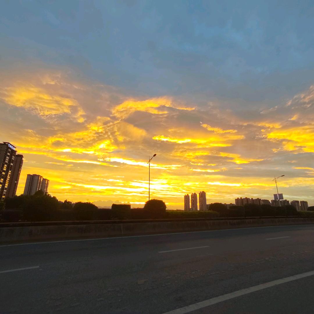 玖仟柒