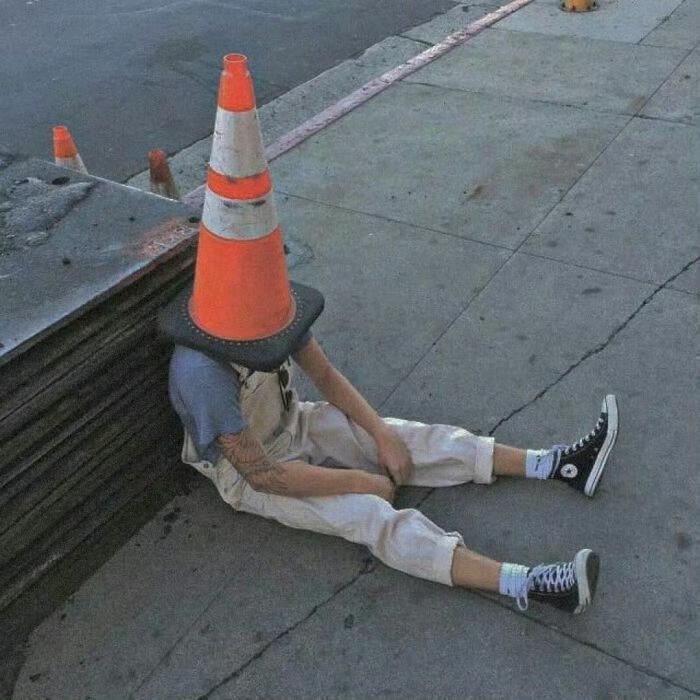 辶