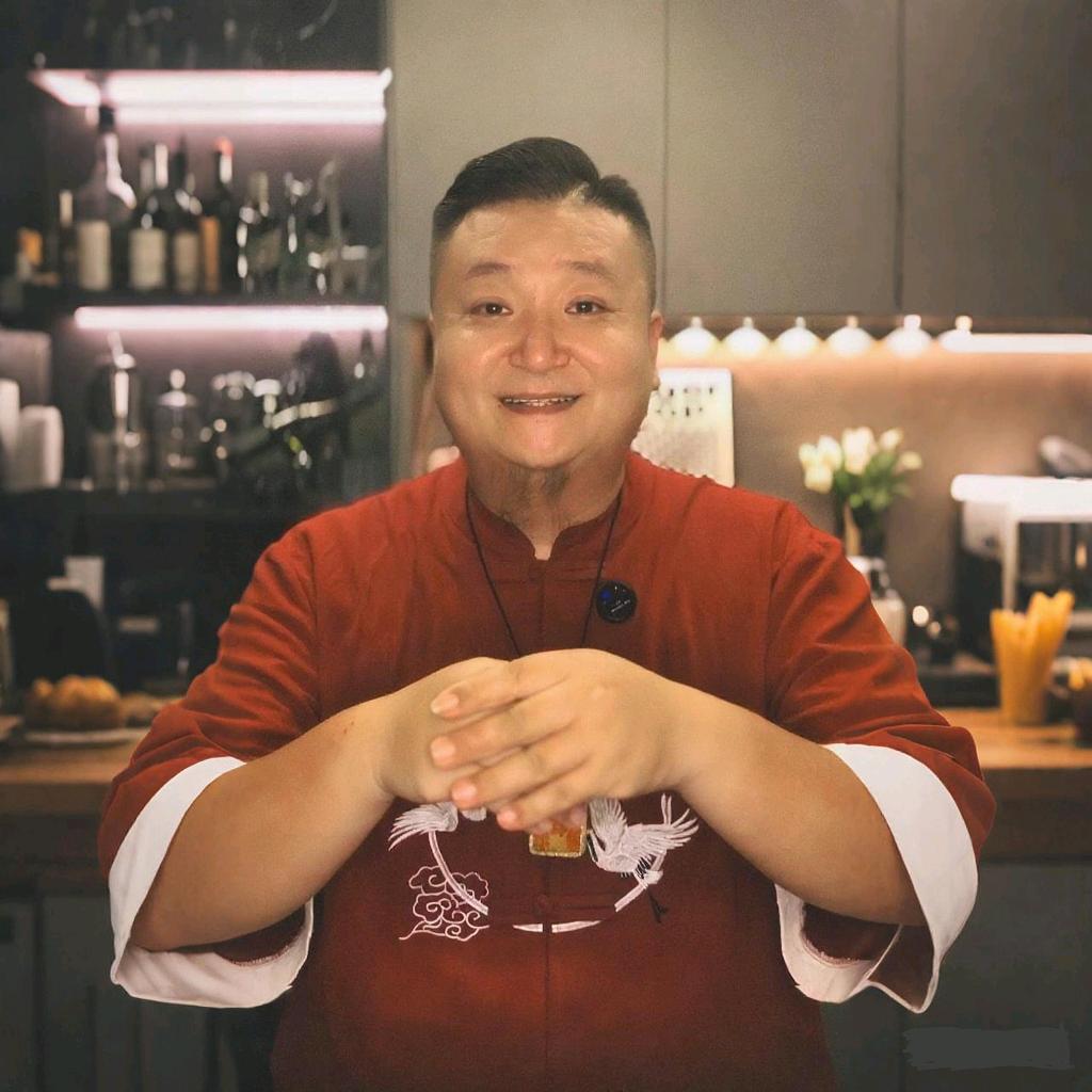 李昕远
