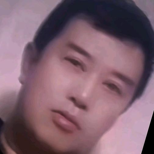 六郎雕塑