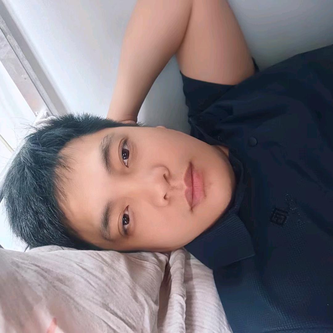地摊小吴