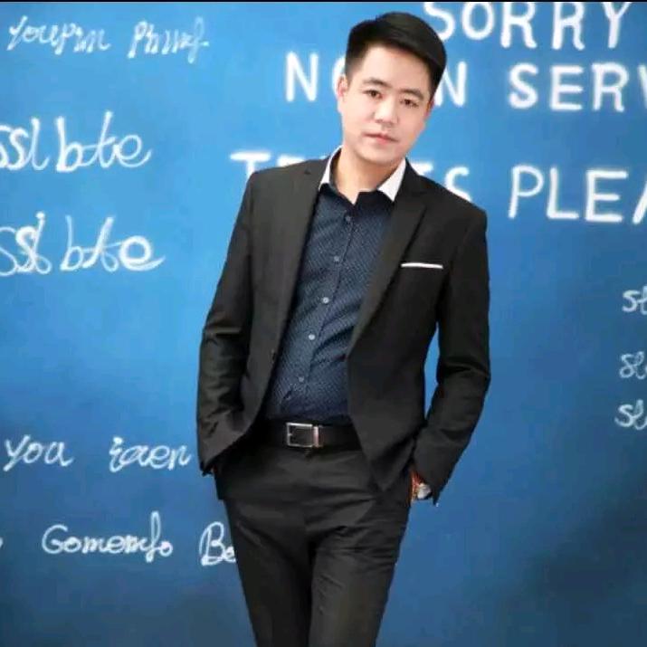 叼着利群做旅游