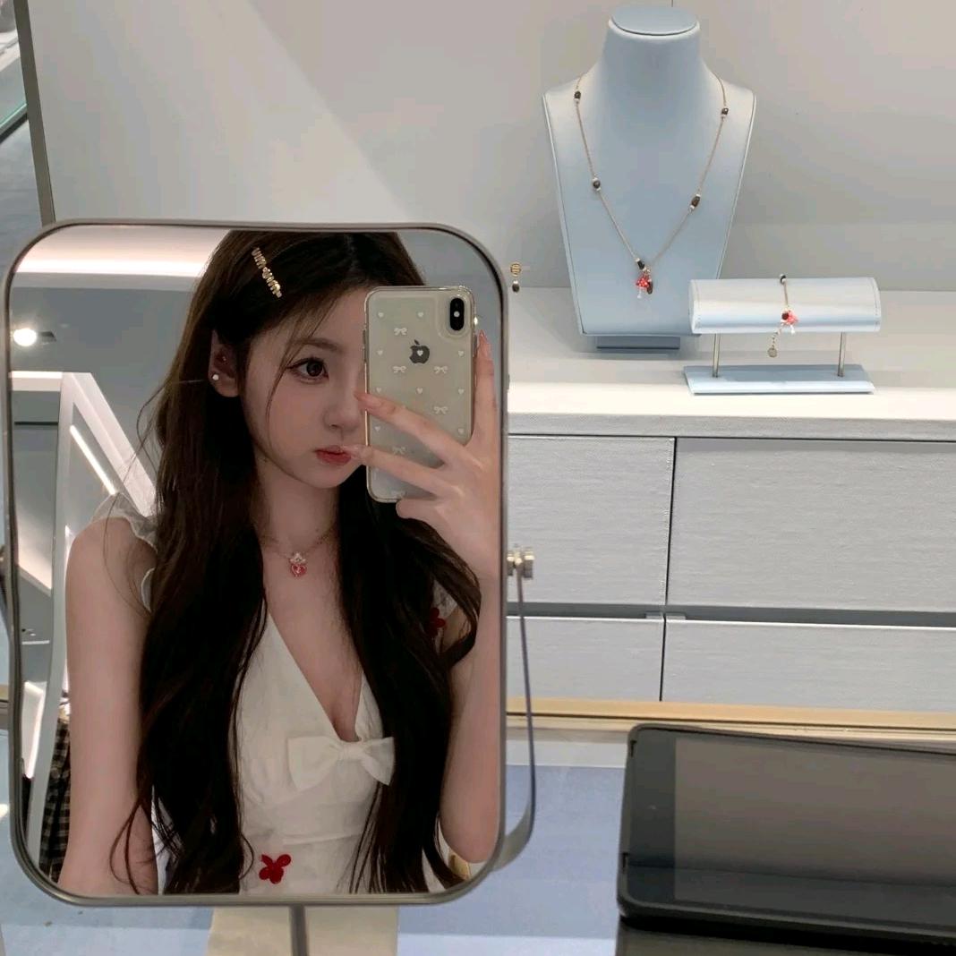 （刘伟新） 谐音