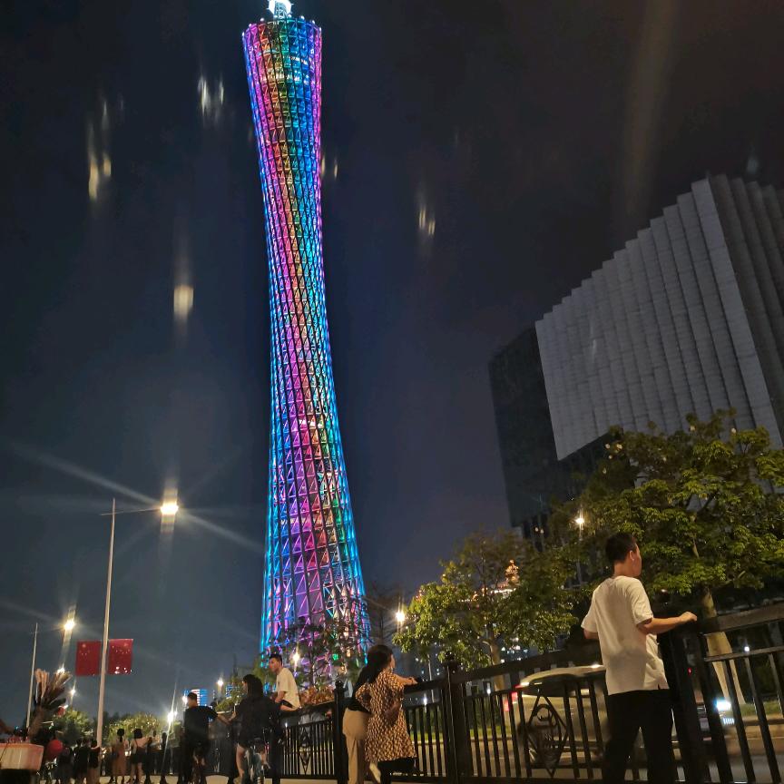霞子
