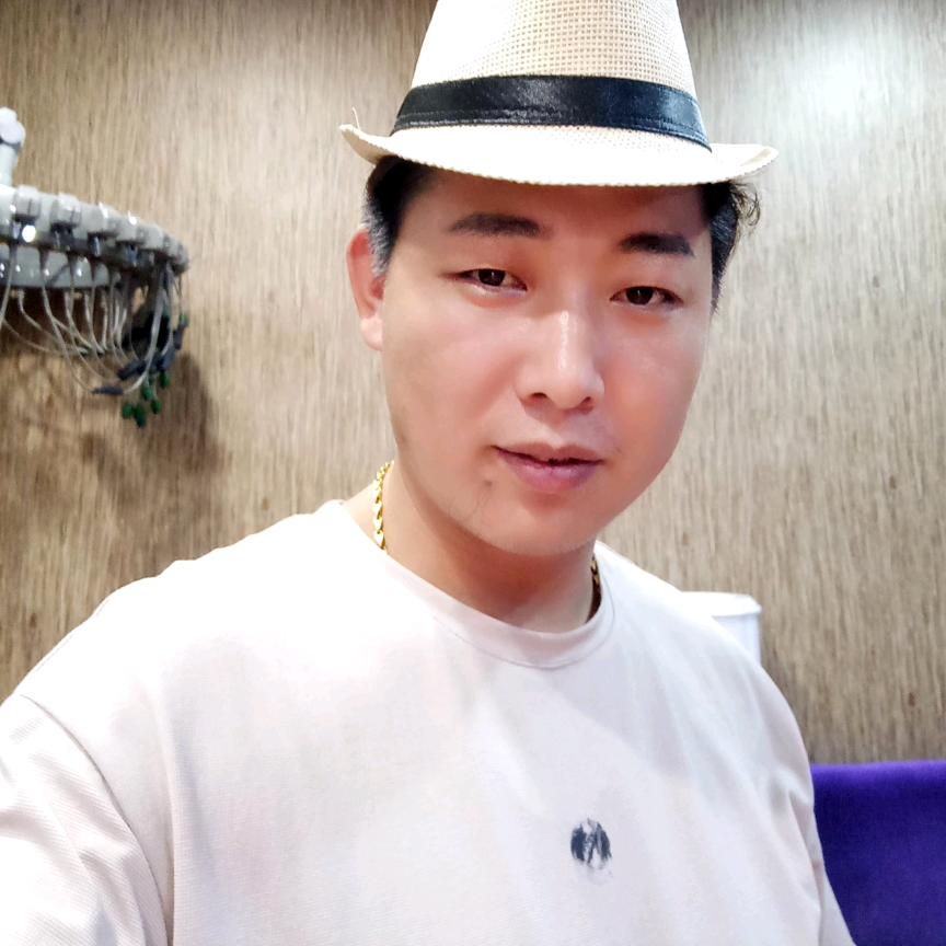 名发仙烫染店～阿宝预约号