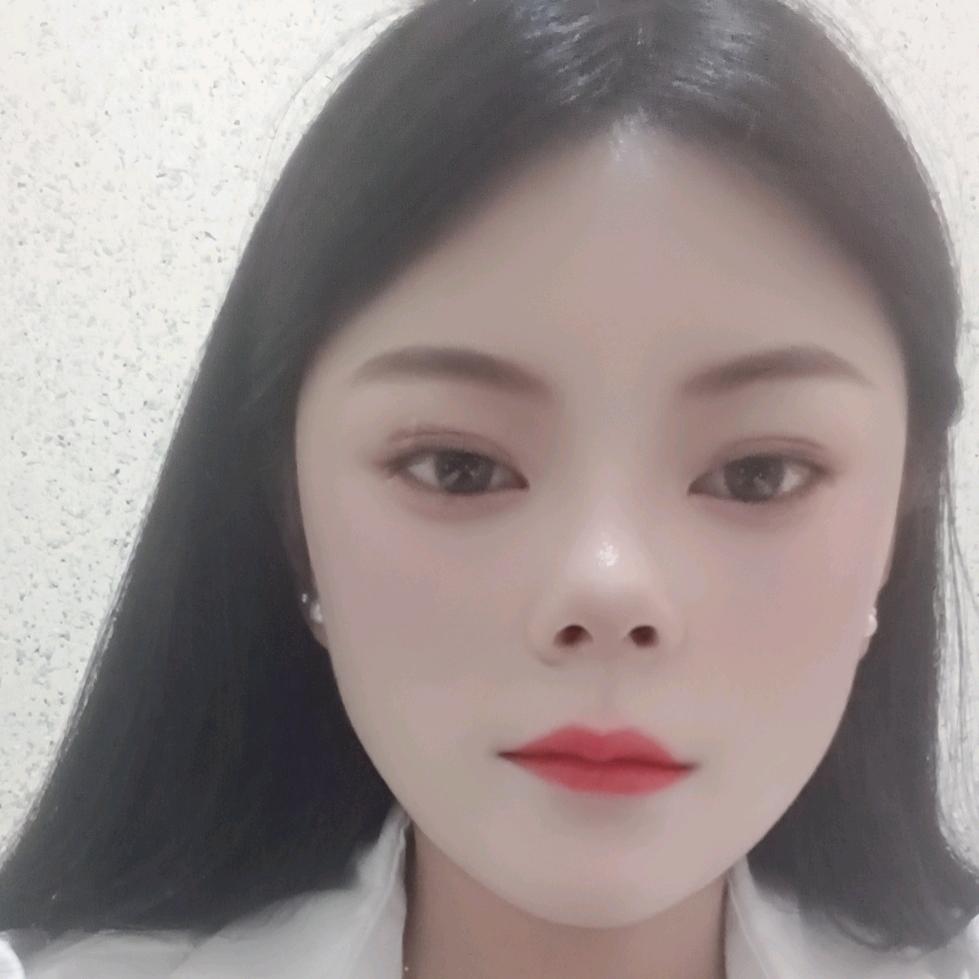 回头一笑