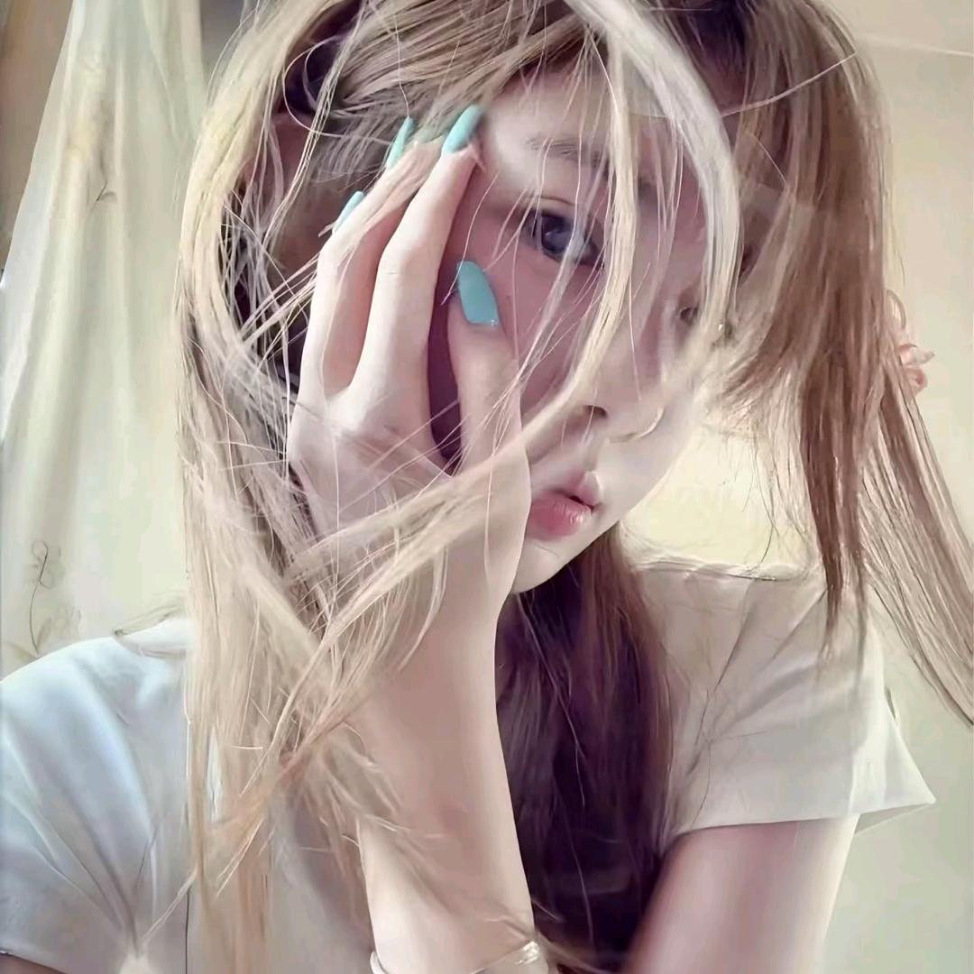 邱婷