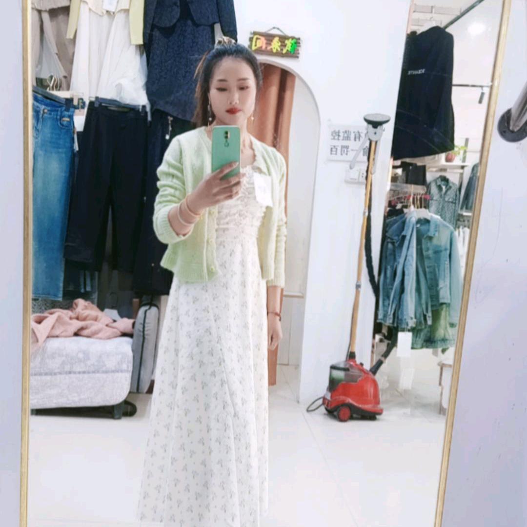 დ᭄听说糖💞很甜დ᭄
