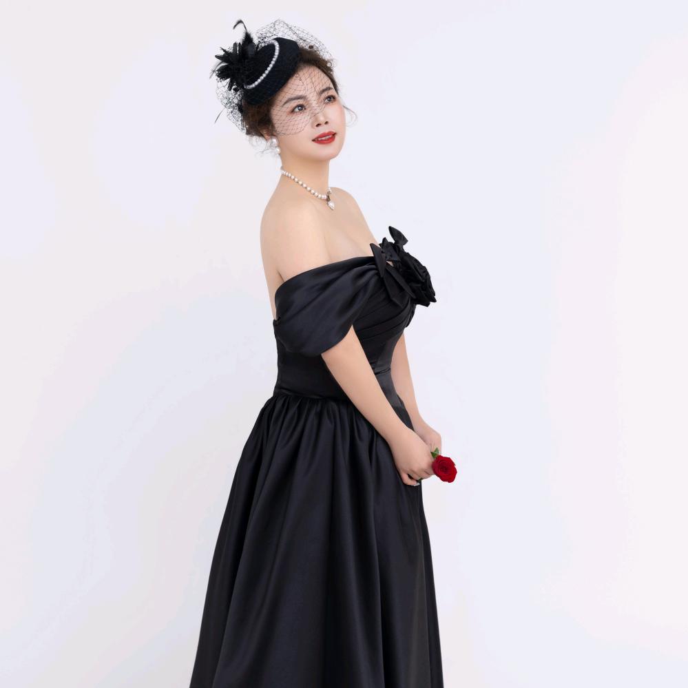 余家老大，最美工地小厨娘