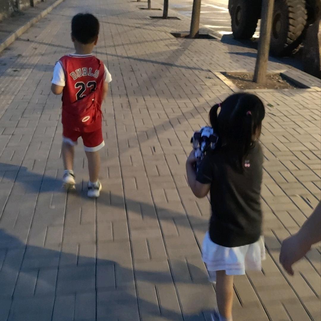 🤪李白不白