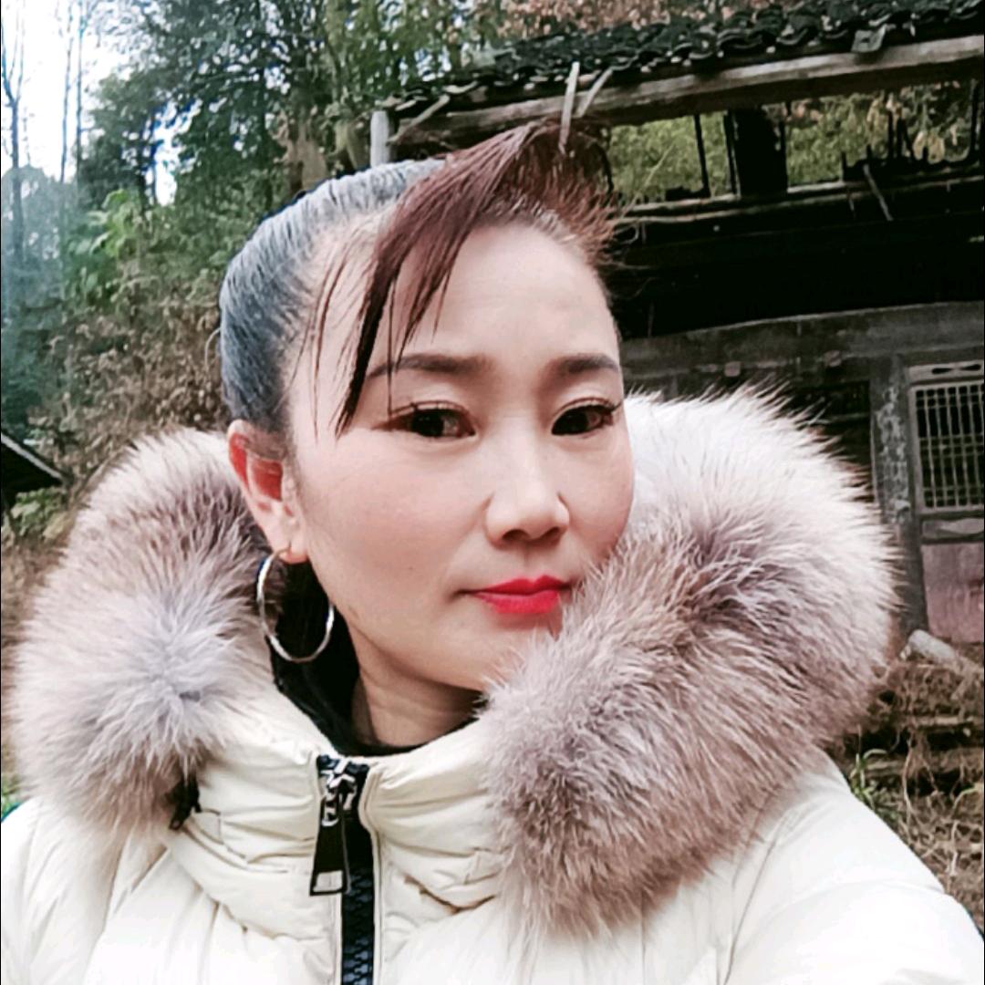 三妹每天晚上20点开播